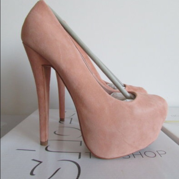 Topshop Shoes - TOPSHOP :APRICOT “Sultry” Hidden Platform Heel NWT
